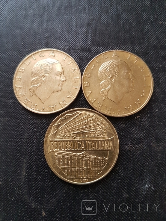 Лот монет Италии:200 лир 1994 г.(2 шт.),1996 г.(1шт.,юбилейная)., фото №4