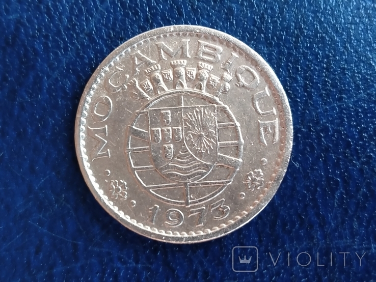 Португальский Мозамбик, 50 центаво 1973 г., фото №3
