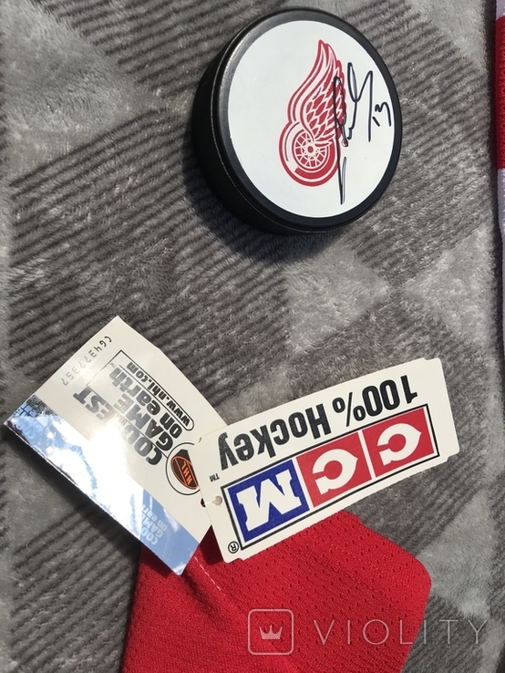 Detroit Red Wings 2008 Джерси и шайба с афтографами команды, сертификат, фото №6