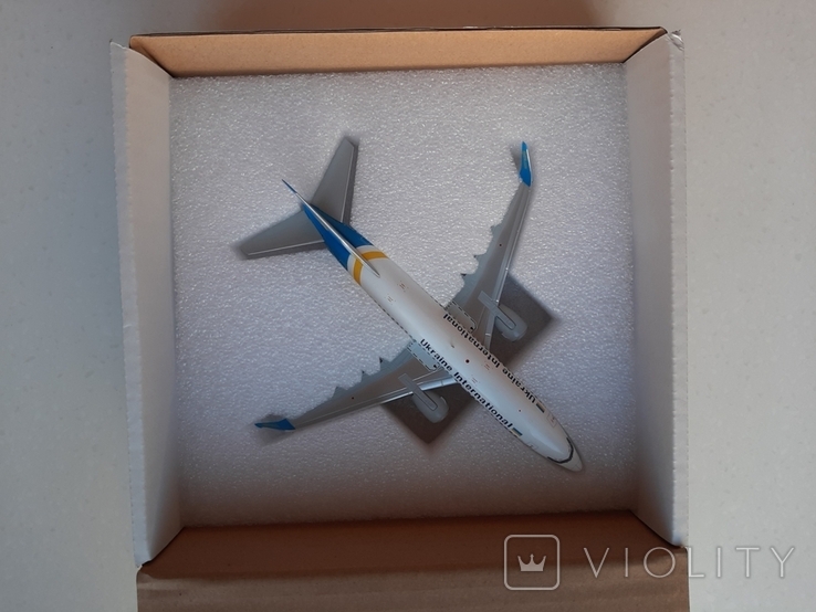 Boeing 737-300 МАУ 1/200 (JC Wings), photo number 4