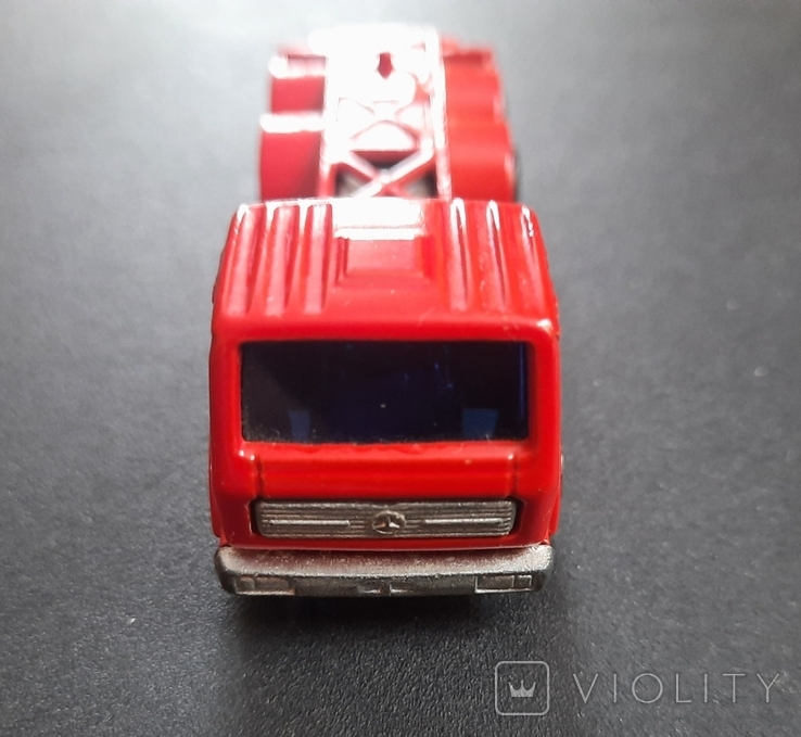 Модель Matchbox Mercedes container truc 1976 N42 Made in England, фото №3