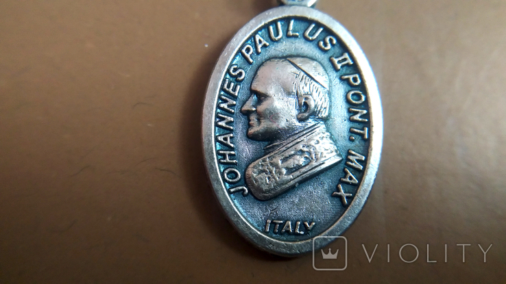 Медальйони Папа Benedictus XVI та San Pio, фото №6