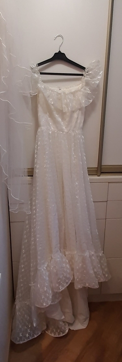 Свадебное платье, фата, кофр, фото №3