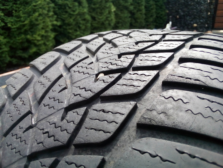 Зимние шины Goodyear Ultra Grip Performance 225/45 R17, photo number 10