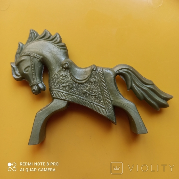 Лошадь Конь пластмассовый коллекционный, фото №2