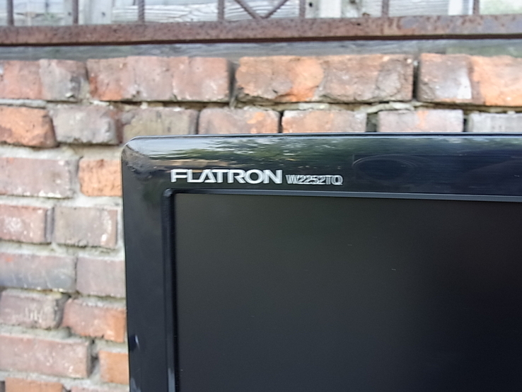 Монітор LG Flatron W2252TQ - PF з Німеччини, numer zdjęcia 11