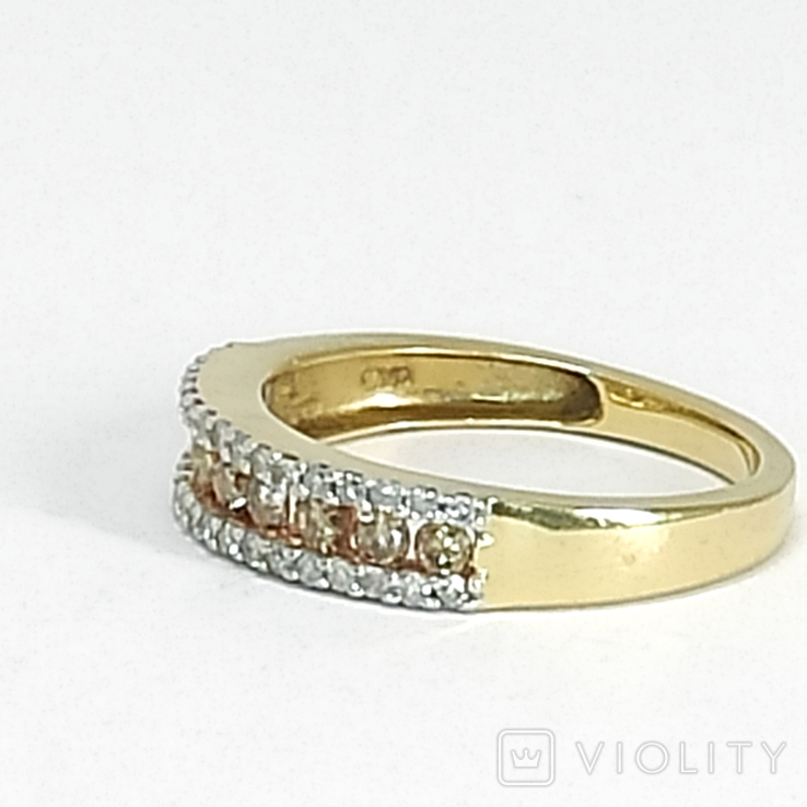 Золотое (10к) кольцо с бесцветными и коньячными бриллиантами, фото №4