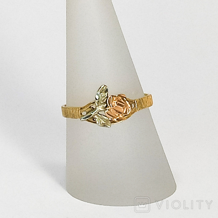 Миниатюрное винтажное золотое кольцо с розочкой, фото №2
