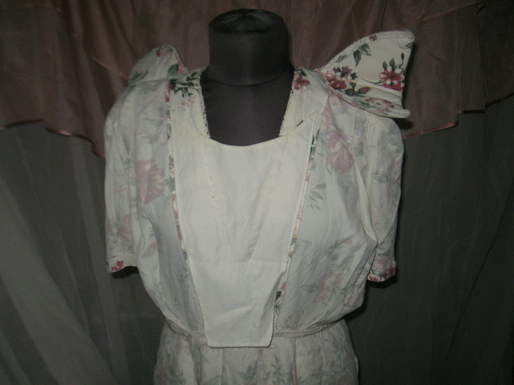 Платье нарядное с ажурным воротником, numer zdjęcia 12