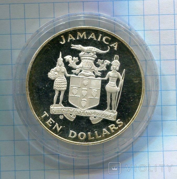 Ямайка 10 долларов 1982 ПРУФ серебро Футбол, photo number 3