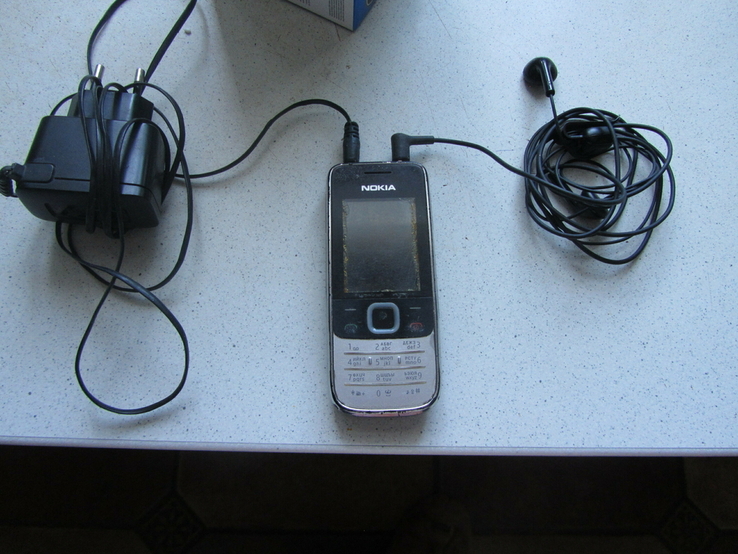 Телефон "NOKIA". Наушники + зарядное устройство, фото №3
