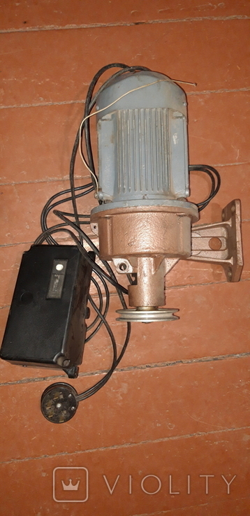 Двигатель асинхронный аир 71 С2. от швейного стола, фото №8