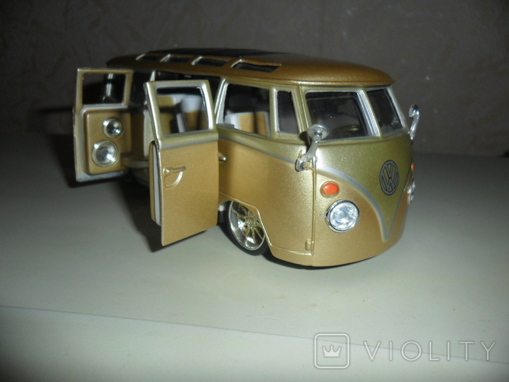 Автомодель Maisto (1:25) Volkswagen Van Samba Повторно у зв'язку з невикупом, фото №2