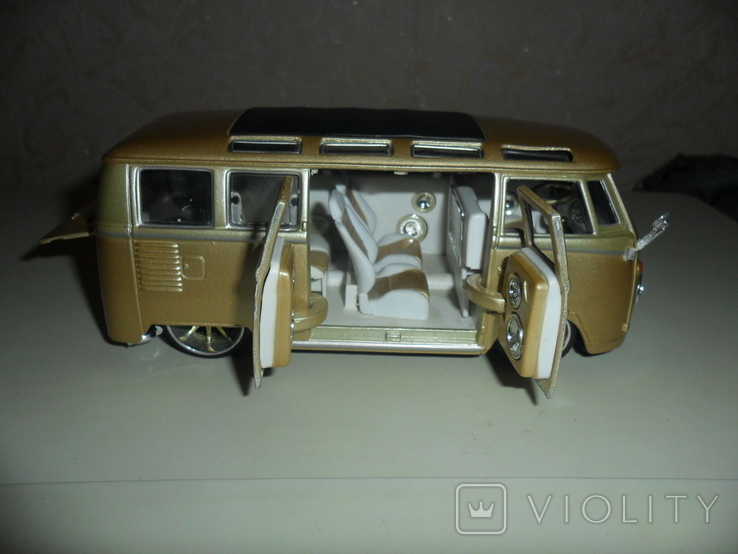 Автомодель Maisto (1:25) Volkswagen Van Samba Повторно у зв'язку з невикупом, фото №7