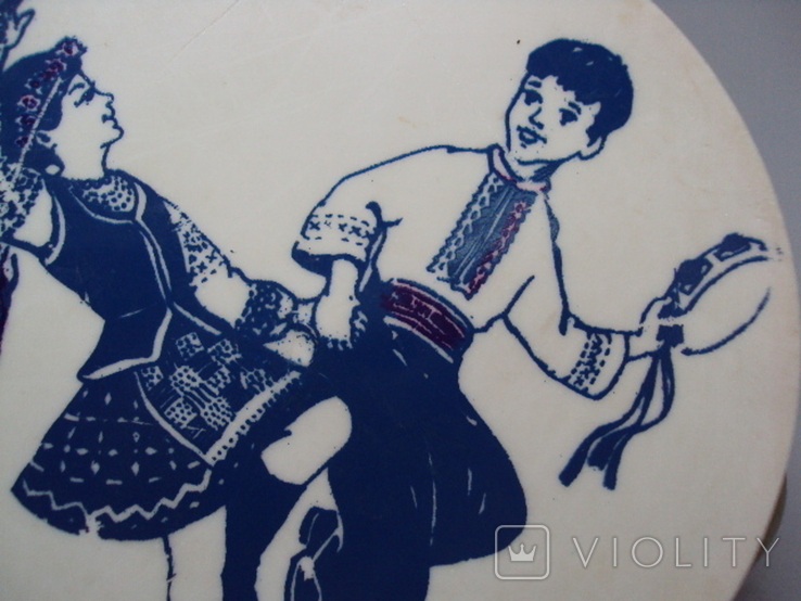 Детский музыкальный инструмент бубен с рисунком украинский танец игрушка ссср 3 х 14,8 см, фото №7
