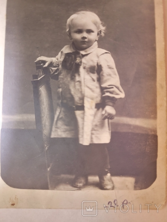 Фото ребёнка на стуле, 1929 год, фото №4