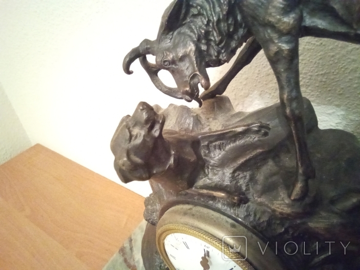 Каминные часы "Схватка оленя с охотничьей собакой". Нач 20 в. Европа., фото №10