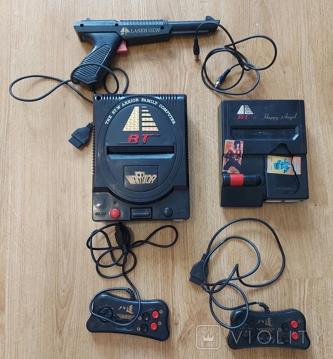 Две Приставки BT Warrior - китайский клон приставки NES