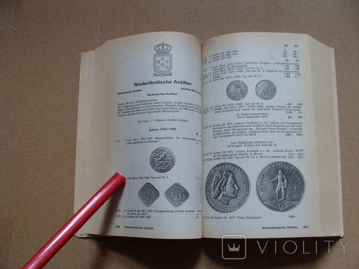 Мировой каталог монет 1983 года (А26), фото №6
