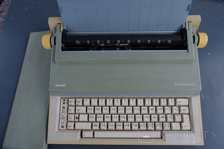 Электронная печатная машинка OLIVETTI ET personal 55