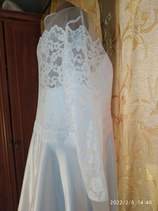 Свадебное платье (верх кружево, юбка- плотный атлас ), numer zdjęcia 8