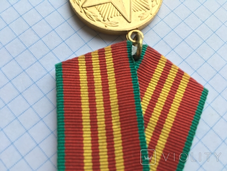Медаль За выслугу в вооруженных силах СССР 10 лет см. видео обзор, фото №6