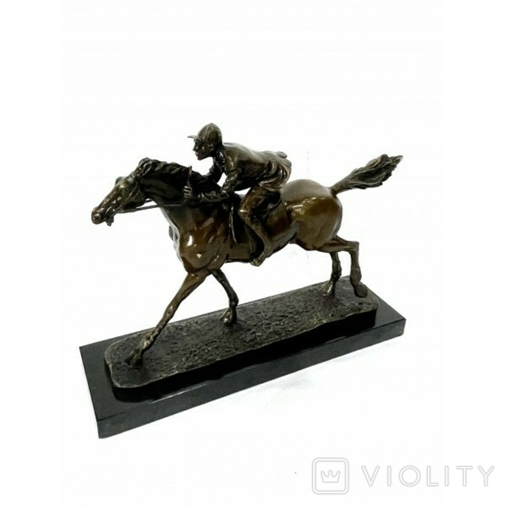 Скульптура "Жокей на лошади" Бронза. Мрамор. Новая Франция.