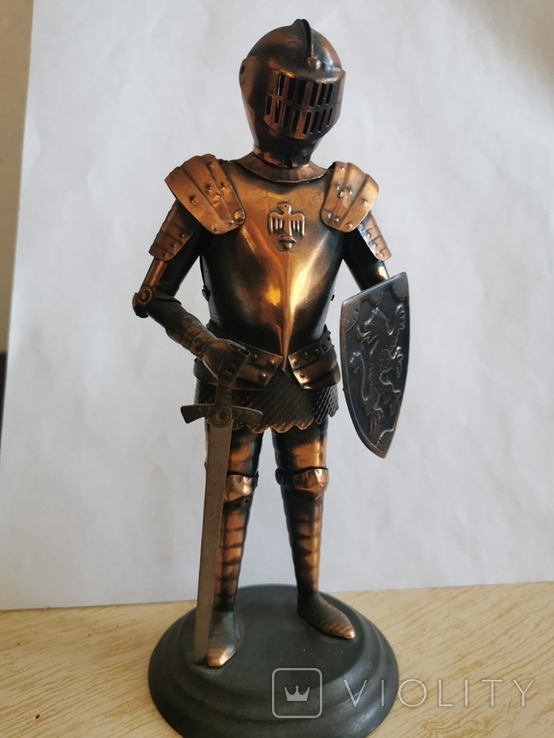 Knight., photo number 2