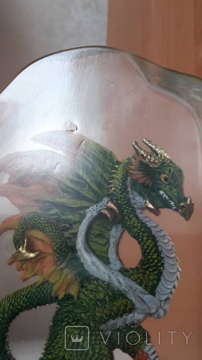Молодой зелёный дракон на черепах символ года под оргстеклом, 425 гр, фото №12