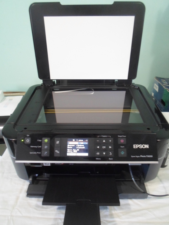 Фотопринтер/МФУ/копир/скан Epson Stylus Photo TX650 с ПЗК, печать DVD, фото №4