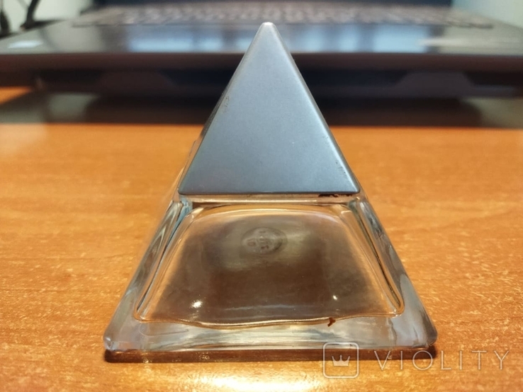 Флакон з парфумі у вигляді піраміди, photo number 4