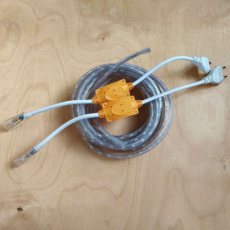 Два шнура питания для LED неона 220В и лента
