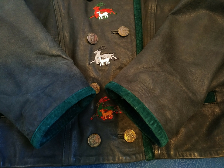 Куртка кожаная короткая без ярлыка вышивка р-р 36, фото №8