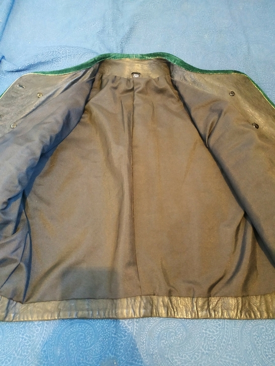 Куртка кожаная короткая без ярлыка вышивка р-р 36, фото №9