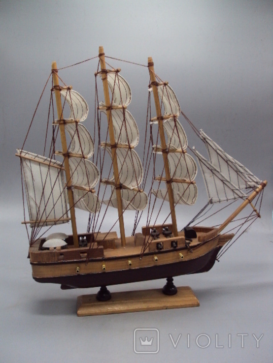 Модель корабельного фрегата Confection sailboat висота дерева 32 см, довжина 31 см, фото №9