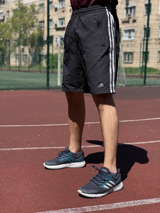 Спортивные шорты Adidas (M-L), фото №2