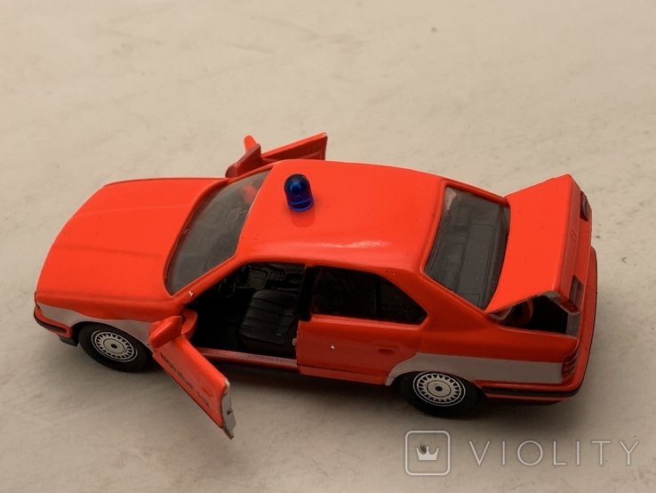 Miniature Schabak 1/43 – BMW 535 I E34 – Ambulance Pompiers – Très Bon état