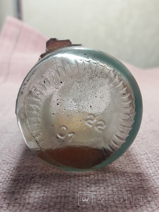 Бутылочка с плотной пробкой с остатками содержимого, уксусная кислота СССР, фото №6