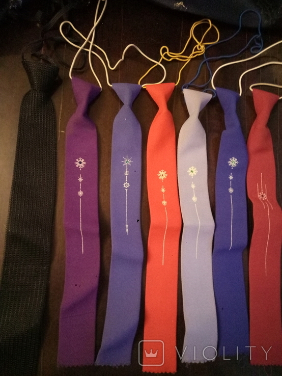 Ties of the USSR. Straight with a pebble., photo number 2