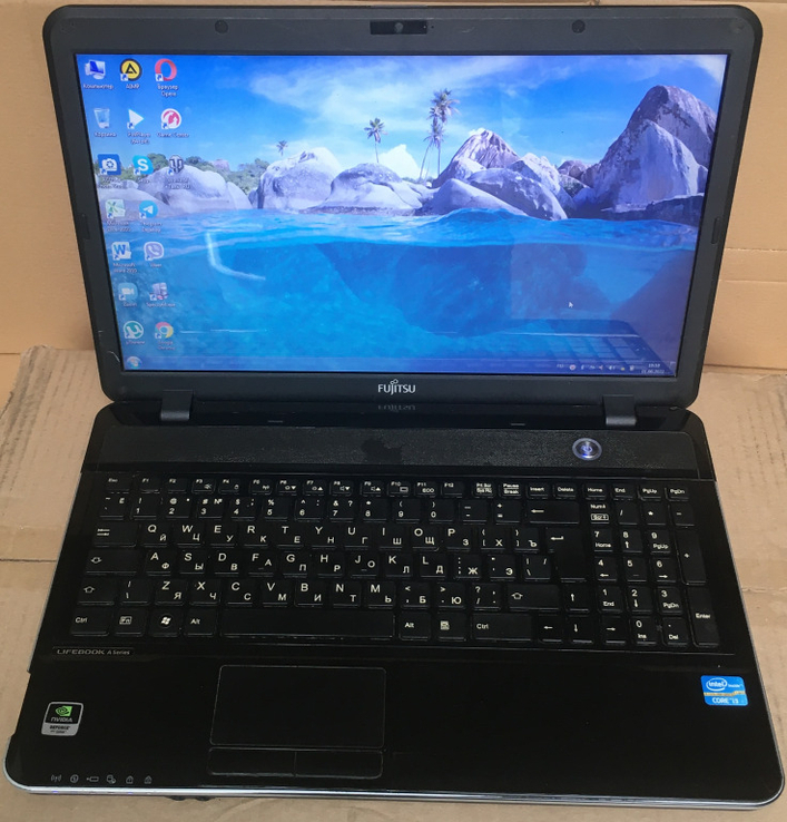 Ноутбук Fujitsu AH531 i3-2310M RAM 4Gb HDD 320Gb GeForce GT 525M 1Gb, photo number 2