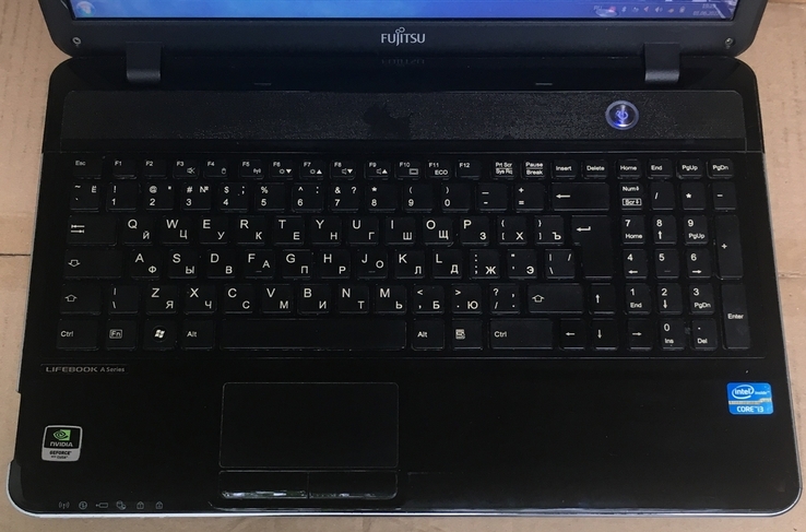 Ноутбук Fujitsu AH531 i3-2310M RAM 4Gb HDD 320Gb GeForce GT 525M 1Gb, фото №5
