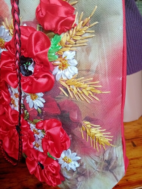 Шикарна сумка "маки, ромашки і колоски пшениці", вишита стрічками і бісером, ручна робота, фото №3