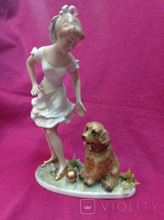Статуэтка "Девушка с собакой", 21,5 см, K. Steiner, Wallendorf, Германия, фото №3