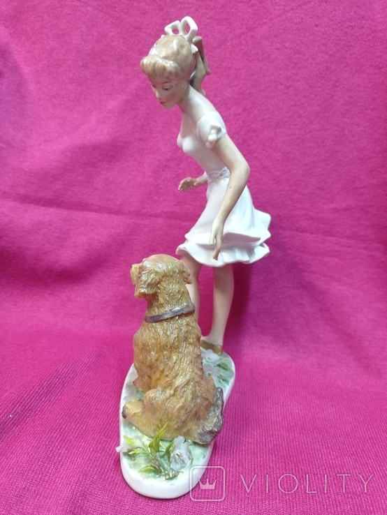 Статуэтка "Девушка с собакой", 21,5 см, K. Steiner, Wallendorf, Германия, фото №6