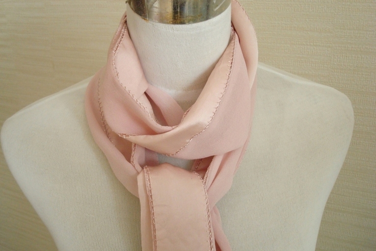  Красивый женский шифоновый легкий шарф нежного розового цвета в мережку, фото №4