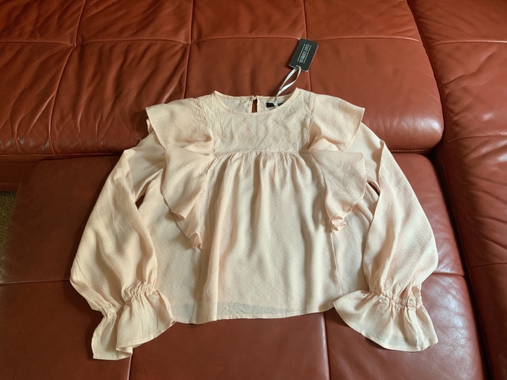Блузка нежно-розовая с воланами, новая, фото №2