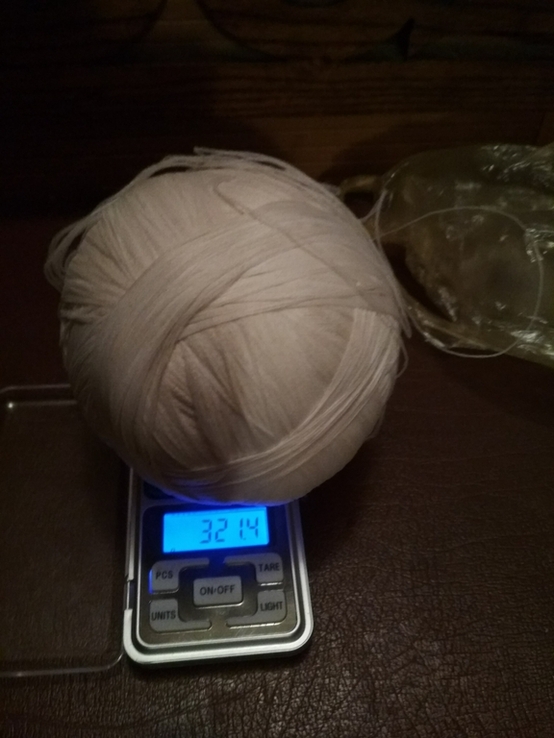 Клубок ниток для вязания 320 грамм, белый синтетика, фото №5