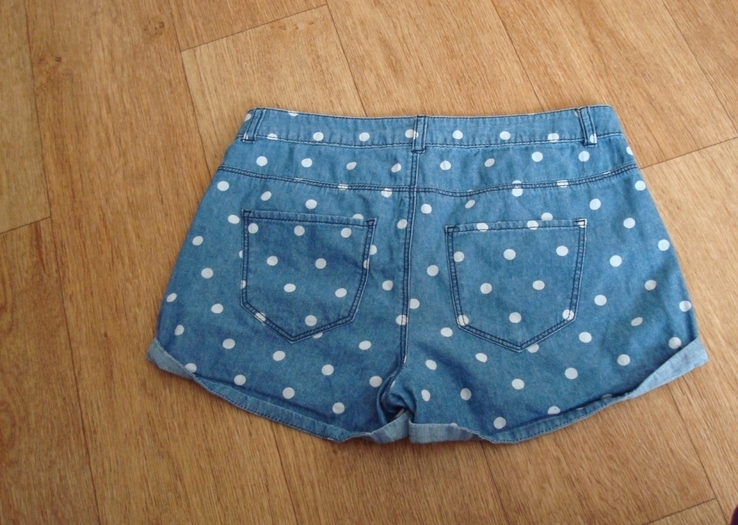 Vero Moda стильные женские короткие шорты легкий джинс в горох 27, фото №4