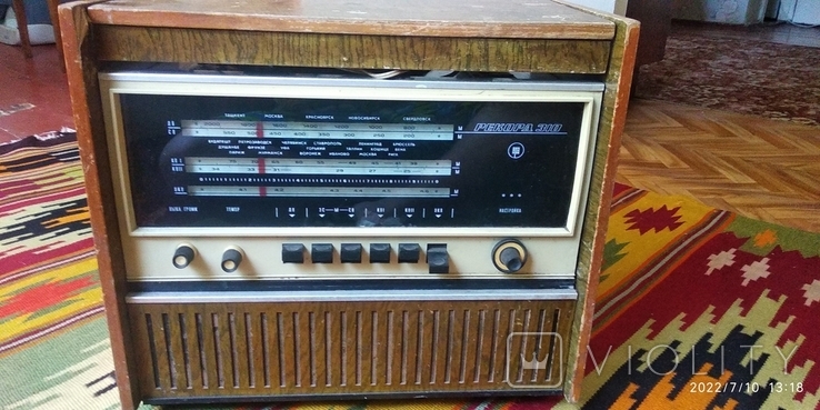 Радіола "Рекорд-310", СССР, початок 70-х років