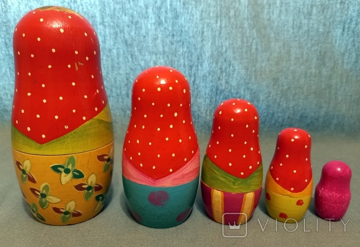 Matryoshka dolls of the USSR Wood 5pcs, photo number 7